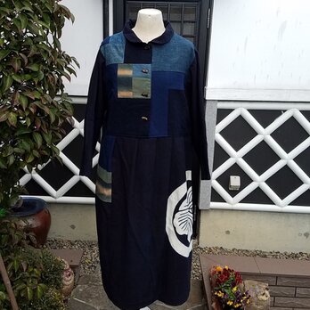 着物リメイク　古布手作り　藍　ふろしき　旗など　　綿ワンピース(手作りペチコート付き)　の画像