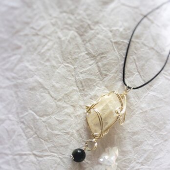 ペタライト(天然石)ペンダントトップ