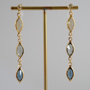 VINTAGE Glass frame earrings/pierce Blue grayの画像