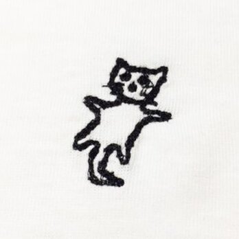 【cacco】刺繍ラクガキネコＴシャツ No,1 レディースMサイズの画像