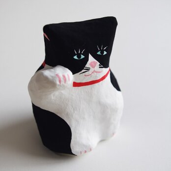 招き猫(小）張り子　ハチワレ