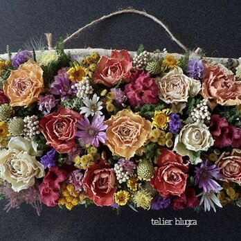 atelier BLUGRA八ヶ岳〜薔薇と小花の壁掛けフレームの画像