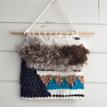 模様編みとフワモコのハンギングの画像