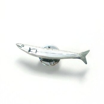 秋刀魚（サンマ）のシルバーピンブローチの画像