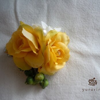 【SOLD OUT】小さなバラの爽やかコサージュの画像