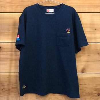 桜＆富士山 刺繍 インディゴ染めTシャツ（ポケット付）の画像