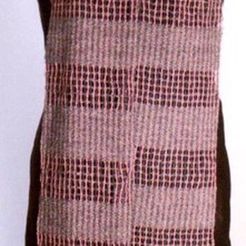 シルクの手織りストールの画像