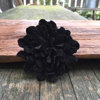 革花のブローチピン Lサイズ ブラックの画像