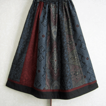 Ｙ様ご予約品：６種類の大島紬でゴージャススカート（裏地付き）の画像