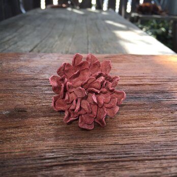 革花のブローチピン Mサイズ サーモンピンクの画像