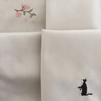 ハンカチ 猫と桜の画像