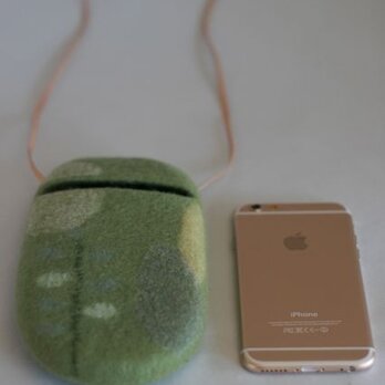 受注制作・iPhoneポシェット 「春のcocoon-Ⅰ浅緑」Lサイズの画像