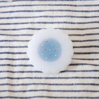 お花のブローチ　