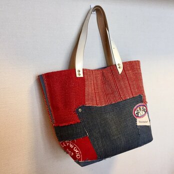 新作☆デニム&手織り 本革トートバッグ Mプラスサイズ 深紅のコントラストの画像