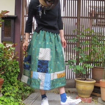 着物紬でスカート☆新緑の香りに水の流れ爽やか♪76㎝丈の画像