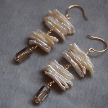 14kgf スモーキークオーツ＆ホワイトビワパールピアス　k14gf