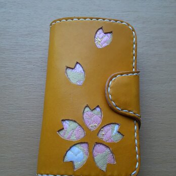 金襴織物と桜の花びらの本皮手縫いキーケースの画像