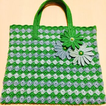 松編みのトートバッグ（グリーンのグラデーションカラー）の画像