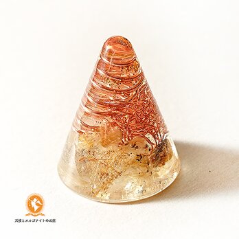 アセンションクラウンチャクラ ミニ円すい ルチルクォーツ オルゴナイトの画像
