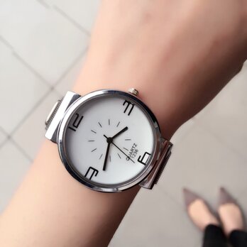 今期大注目‼︎ 男女兼用 ステンレスホワイト腕時計 ペアウォッチ <c-002>の画像