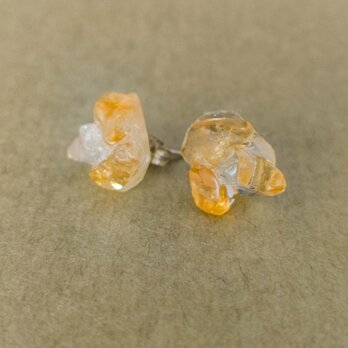 konpeito pierce（シトリン）の画像