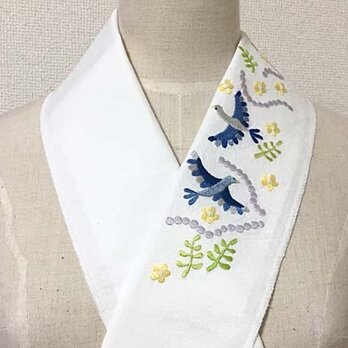 刺繍半襟・青い鳥の画像