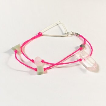 ワックスコードとガラスと樹脂の２連ブレスレット