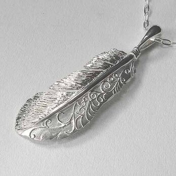 Karakusa Feather pendantの画像