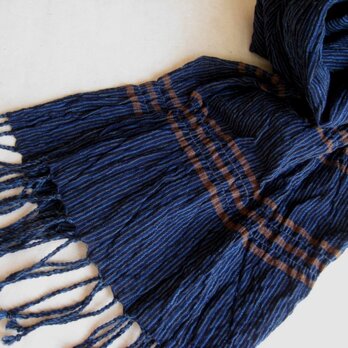 藍の手織りしぼストール(Ｌ)の画像