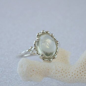 グリーンムーンストーンの粒飾りリング