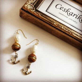 Charm of the sea pierce/earringの画像