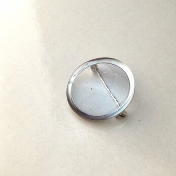 薄ブルー　シャボン玉ガラスブローチ