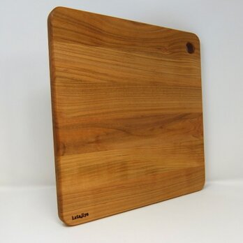 木製 カッティングボード まな板 【 国産ヤマザクラ無垢】 スクエアタイプ　Mサイズの画像