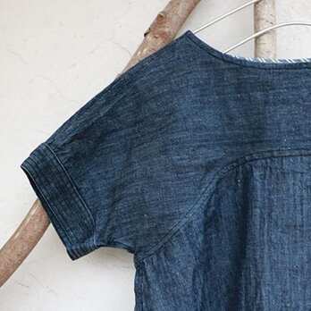 袖ステッチブラウス：デニム