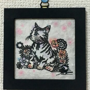 【展示品】切り絵 想いを馳せる猫ちゃんの画像