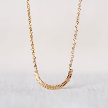 Arch Necklace