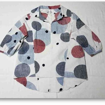 26　レトロ可愛い抜き衿プルオーバーシャツ（水玉）の画像