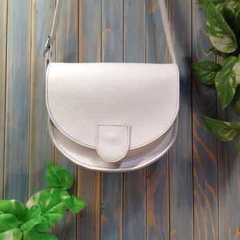 M413 半月バッグ 白×カラフルステッチ