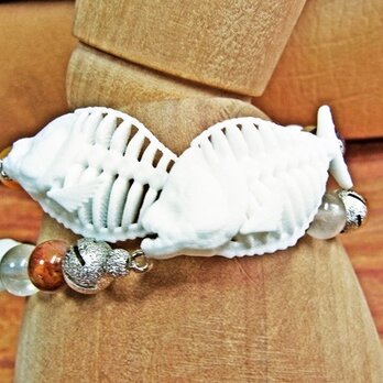 『猫の仕業・ピラーソンさん』魚骨ホネホネブレスレットの画像
