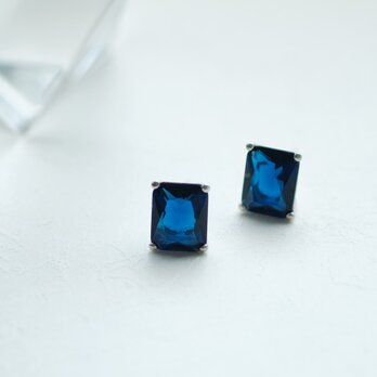 サファイア スクエア ピアス シルバー925の画像