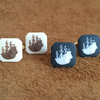 帆船 カフスボタン【ベージュ×茶】