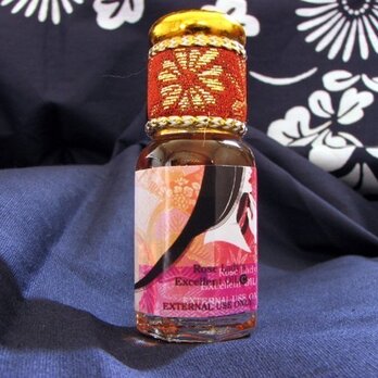官能の薔薇－6ml入り天然１００％香油の画像