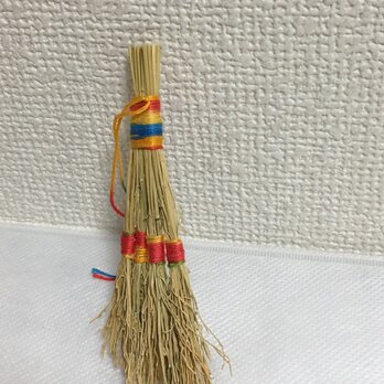 ミニミニほうき（カラー）の画像