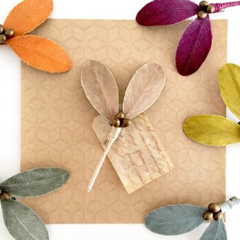 ●ベージュ● Olive brooch. Wax processing (ワックス加工)