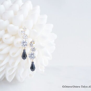 【16KGP】Teardrop CZ Orion Stud Earrings-Swarovski Black-の画像