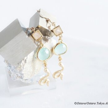 【14KGF】Matt Gold Snake Earrings,-Mint Green x White Smoke-の画像