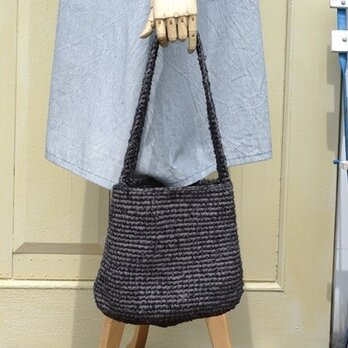 裂き編みバッグ（ワンハンドル、バケツ型）の画像