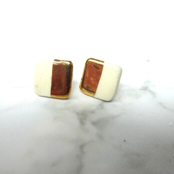 金彩square twin color ピアス /イヤリング（白）の画像