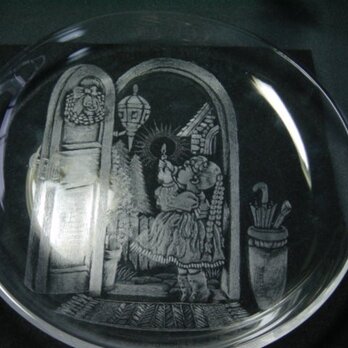 グラスリッツエン　　丸皿　　『ドアの灯り』の画像