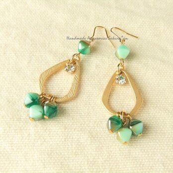 Pierces or Earrings　チェコ　ビジュー（P0767）の画像